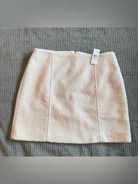 Ann Taylor Weekend Bouclé Mini Skirt Cream Textured Lined Size 10 NWT